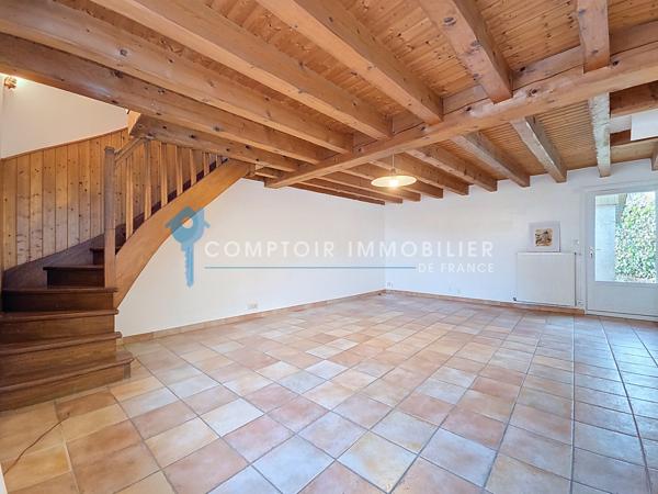 Maison de village
                                                                                                                                                                                                                                                                                                                        3 pièce(s)                                                                                                                                                                                                          2 chambre(s)                                                                                                                                                                                                          94  m²