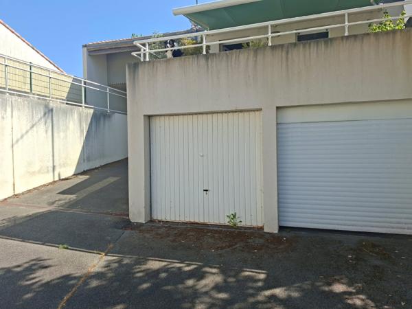 Garage boxé quartier les Minimes proche du port de plaisance