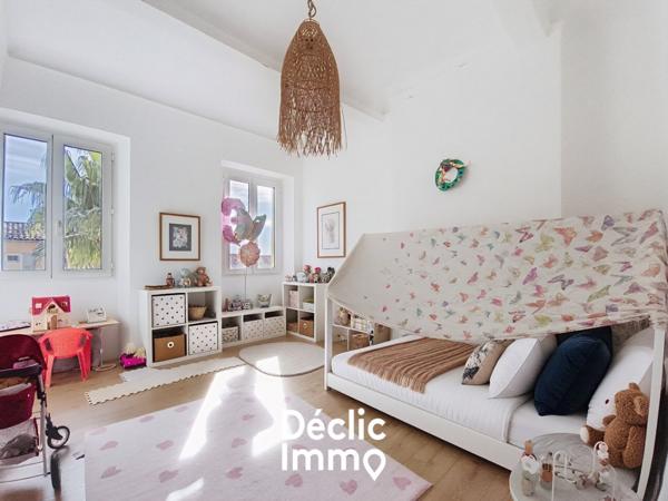 Vente appartement Grasse, 104m² 4 pièces 250 000€ avec balcon