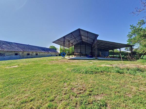 À vendre - Maison individuelle, 5 pièces située à Noyant-Villages (49490)