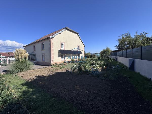 Ferme de 135 m² sur un terrain de 820 m² située sur la commune de FROTEY LES LURE
