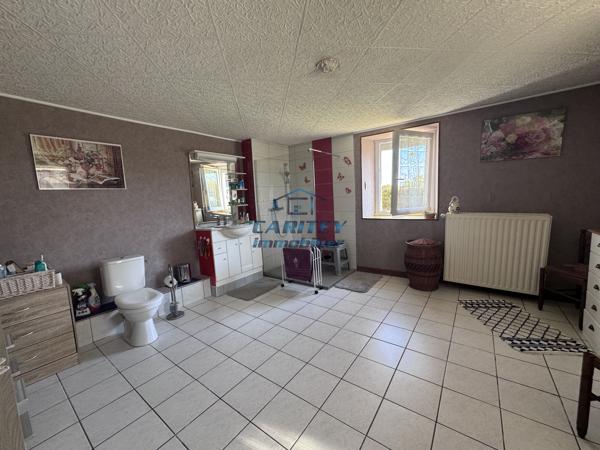 Ferme de 135 m² sur un terrain de 820 m² située sur la commune de FROTEY LES LURE