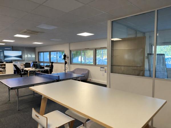 TOURS NORD BUREAUX A LOUER 157 M² 5 PARKINGS