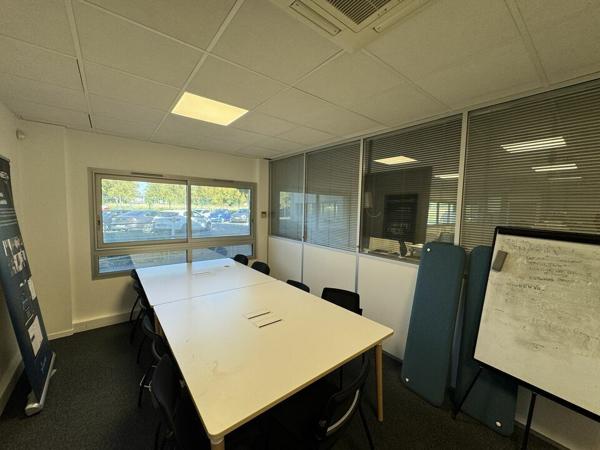 TOURS NORD BUREAUX A LOUER 157 M² 5 PARKINGS