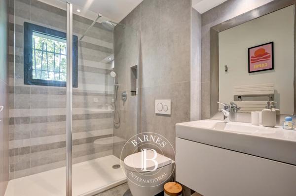 Aix-en-Provence, Maison 5 Chambres -  250 m² à vendre
