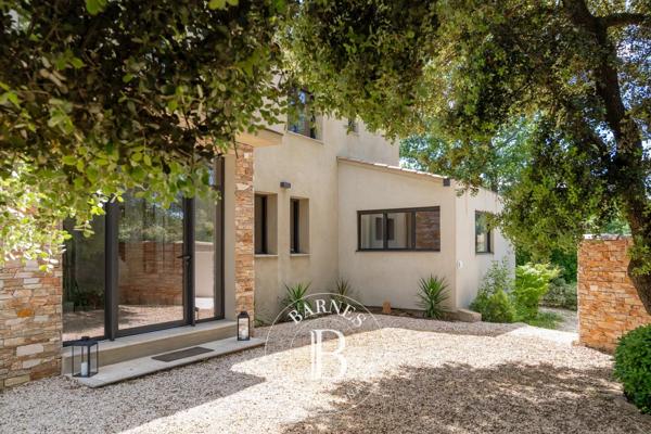 Aix-en-Provence, Maison 5 Chambres -  250 m² à vendre