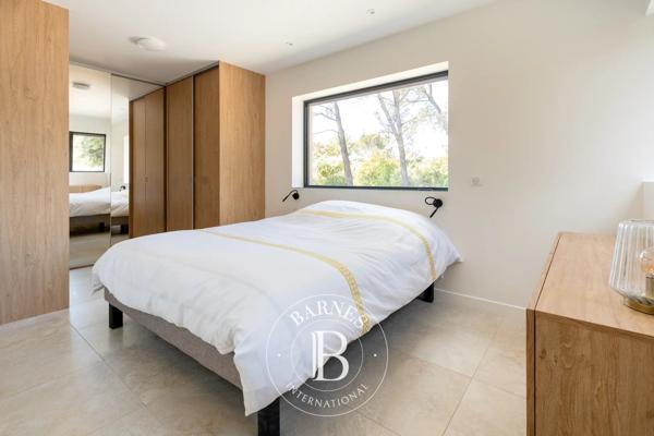 Aix-en-Provence, Maison 5 Chambres -  250 m² à vendre