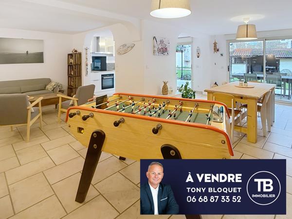 Bourgoin-Jallieu (38300) ST SAVIN - CORPS DE FERME RENOVE AVEC DEPENDANCES