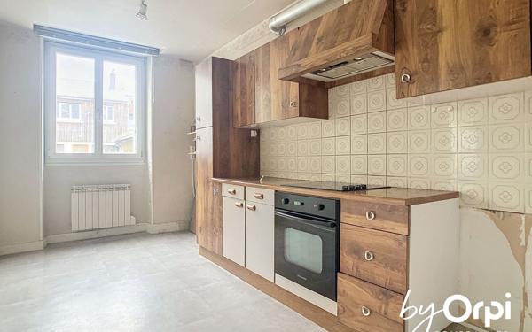 Maison à vendre    4 pièces • 83,73 m2 Saint-Gervais-d'Auvergne