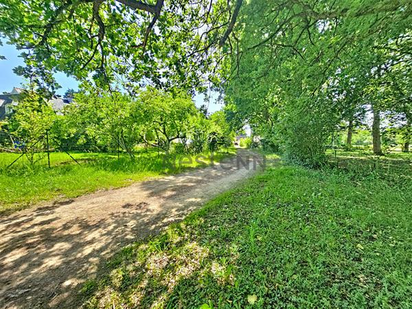 Terrain Saint Cyr Sur Loire 2700 m2