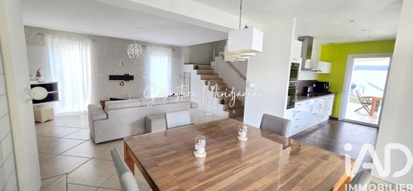 Maison à vendre 5 pièces 111 m² La Crau