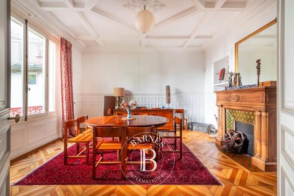 Paris 15ème, Appartement 6 Chambres -  291 m² à vendre