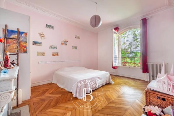 Paris 15ème, Appartement 6 Chambres -  291 m² à vendre