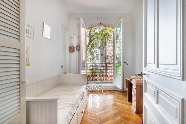 Paris 15ème, Appartement 6 Chambres -  291 m² à vendre