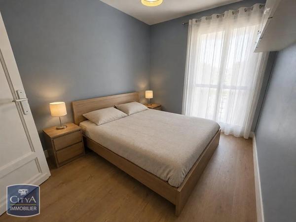 Appartement à louer 2 pièces 49.4m² Bourges (18000)