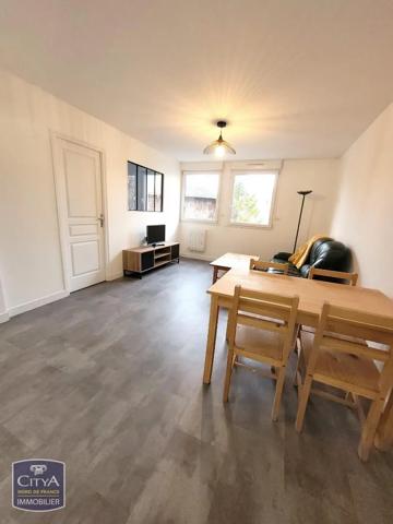 Appartement à louer 2 pièces 46.1m² Calais (62100)