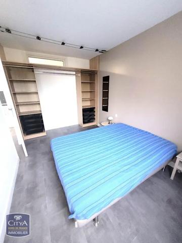 Appartement à louer 2 pièces 46.1m² Calais (62100)