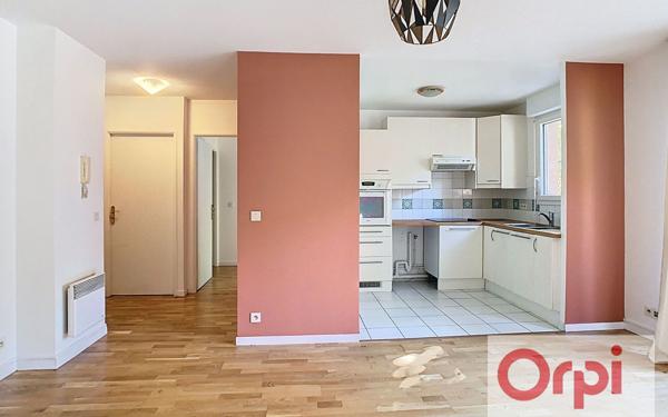 Appartement à vendre    2 pièces • 44,48 m2 Issy-les-Moulineaux