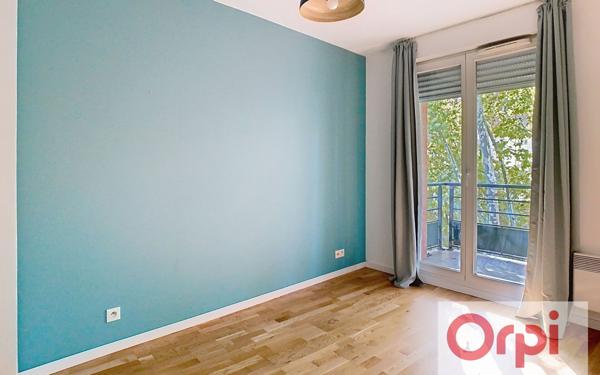 Appartement à vendre    2 pièces • 44,48 m2 Issy-les-Moulineaux