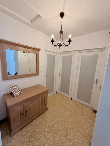 Jolie maison rénovée 2 faces, 3 chambres, jardin avec petite dépendance et garage sur parcelle de 195m2