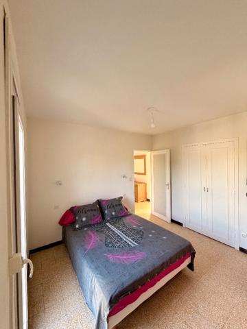 Jolie maison rénovée 2 faces, 3 chambres, jardin avec petite dépendance et garage sur parcelle de 195m2