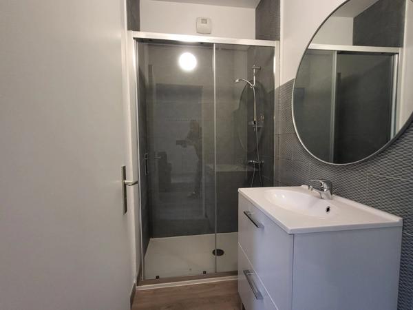 DIJON CENTRE TRES BEL APPARTEMENT DE TYPE 1 BIS DE 35.79 M2 RENOVE