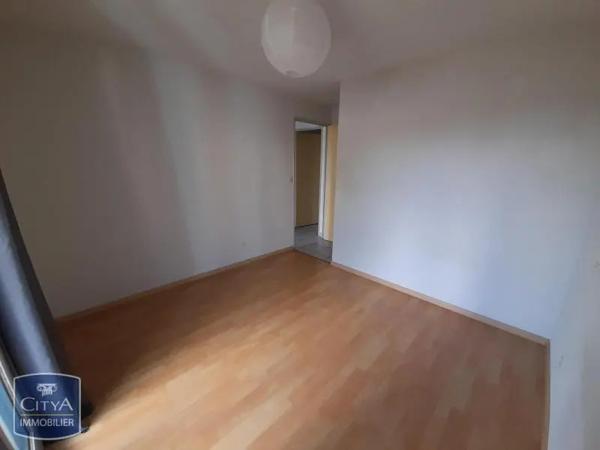 Appartement à louer 2 pièces 44.45m² Tarbes (65000)