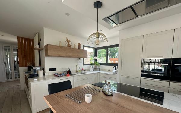 Maison à vendre    5 pièces • 162 m2 Loriol-sur-Drôme