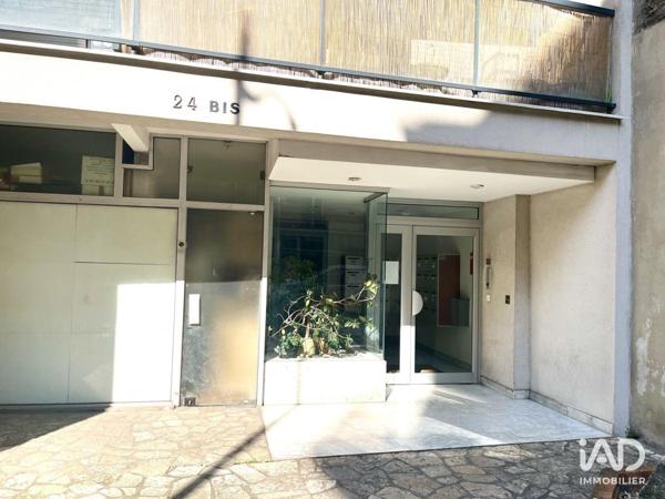 Location parking 20 m² Paris 14