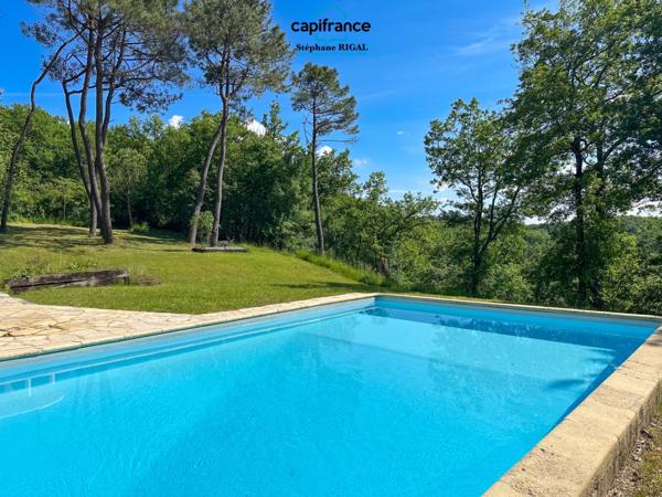 Dpt Lot et Garonne (47), à vendre FUMEL propriété en pierre P7 sur un terrain de 4ha de terrain