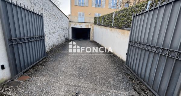 Location Parking - Maule 78580