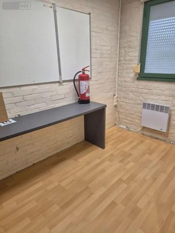 Location - Fonds et/ou murs commerciaux Bailleul 59270 65 m 2