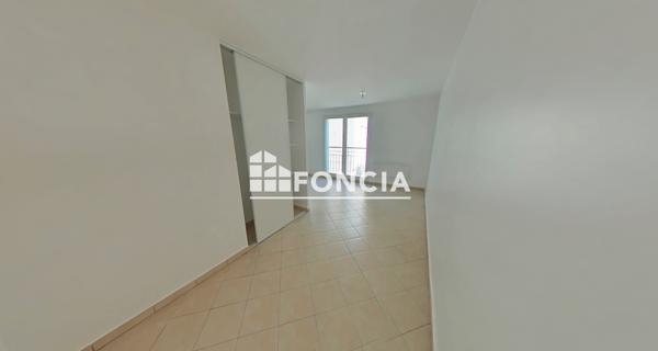 Location Studio 31 m² - Aubervilliers 93300