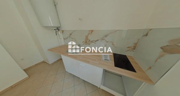 Location Studio 31 m² - Aubervilliers 93300
