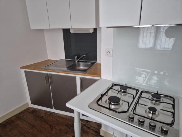 Petite maison de caractère, centre ville