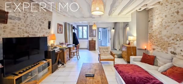 Étampes (91150) Maison de caractère avec dépendances, cour et jardin