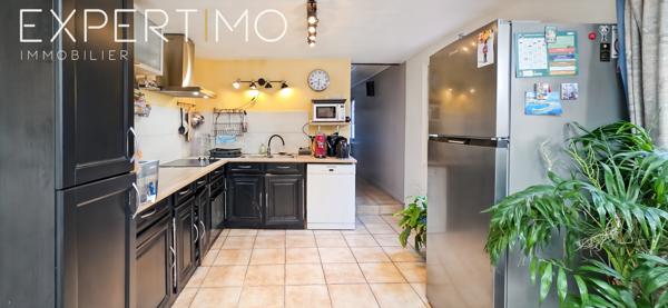 Étampes (91150) Maison de caractère avec dépendances, cour et jardin