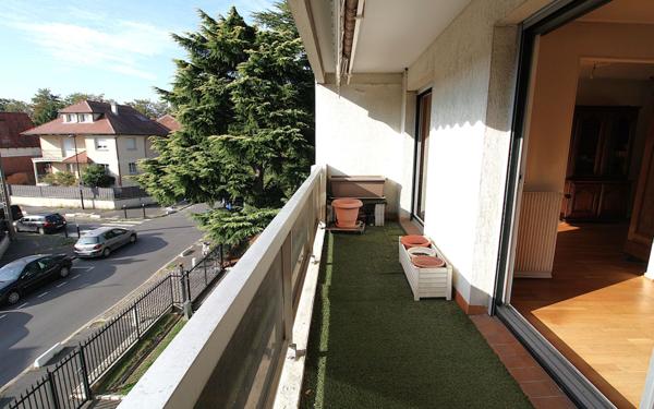 Appartement à vendre    3 pièces • 74,23 m2 Le Bourget