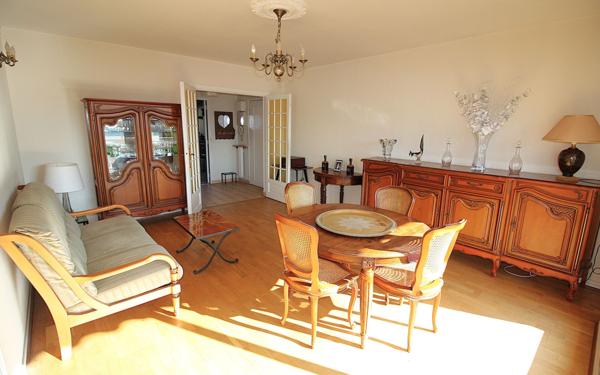 Appartement à vendre    3 pièces • 74,23 m2 Le Bourget