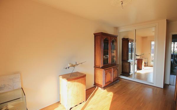 Appartement à vendre    3 pièces • 74,23 m2 Le Bourget