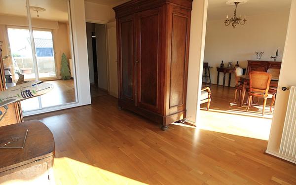 Appartement à vendre    3 pièces • 74,23 m2 Le Bourget