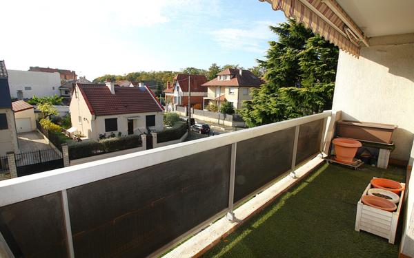 Appartement à vendre    3 pièces • 74,23 m2 Le Bourget