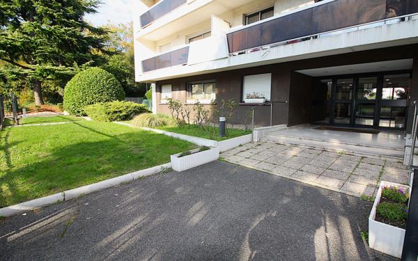 Appartement à vendre    3 pièces • 74,23 m2 Le Bourget