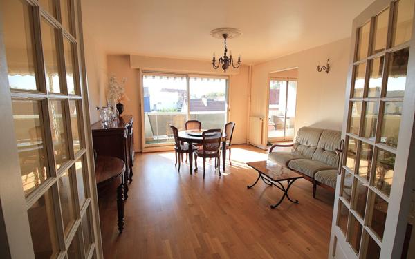 Appartement à vendre    3 pièces • 74,23 m2 Le Bourget