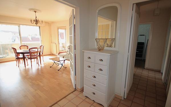 Appartement à vendre    3 pièces • 74,23 m2 Le Bourget