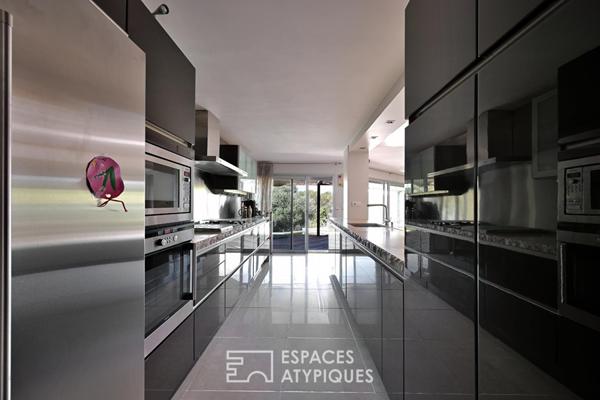 « La belle endormie » Villa d’architecte – Route d’Uzes