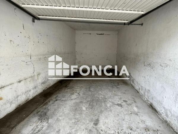 Location Parking 12 m² - 42 AV ALBERT 1ER DE BELGIQUE Grenoble 38100