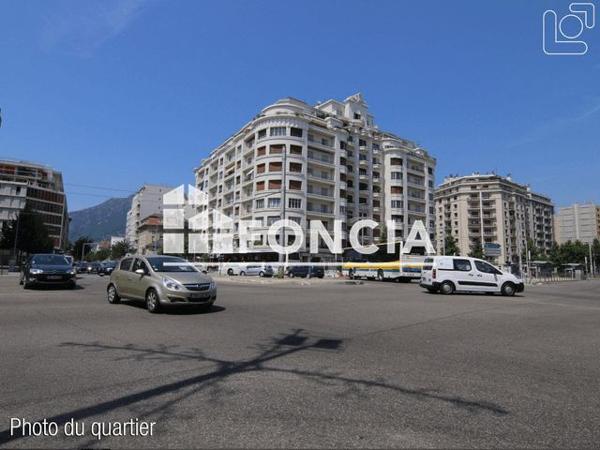 Location Parking 12 m² - 42 AV ALBERT 1ER DE BELGIQUE Grenoble 38100