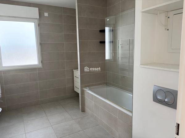 Location Appartement 4 pièces 104.6 m² - Rueil-malmaison 92500