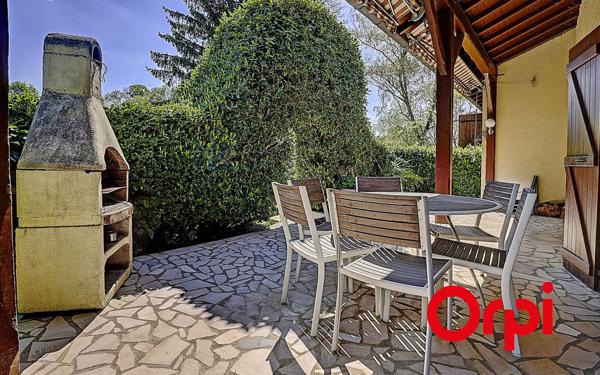 Maison à vendre    6 pièces • 195 m2 Cailloux-sur-Fontaines